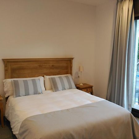 Hostal Portofino Arenys de Mar ภายนอก รูปภาพ