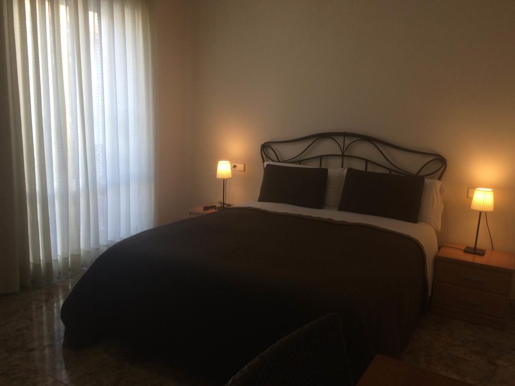 Hostal Portofino Arenys de Mar ภายนอก รูปภาพ