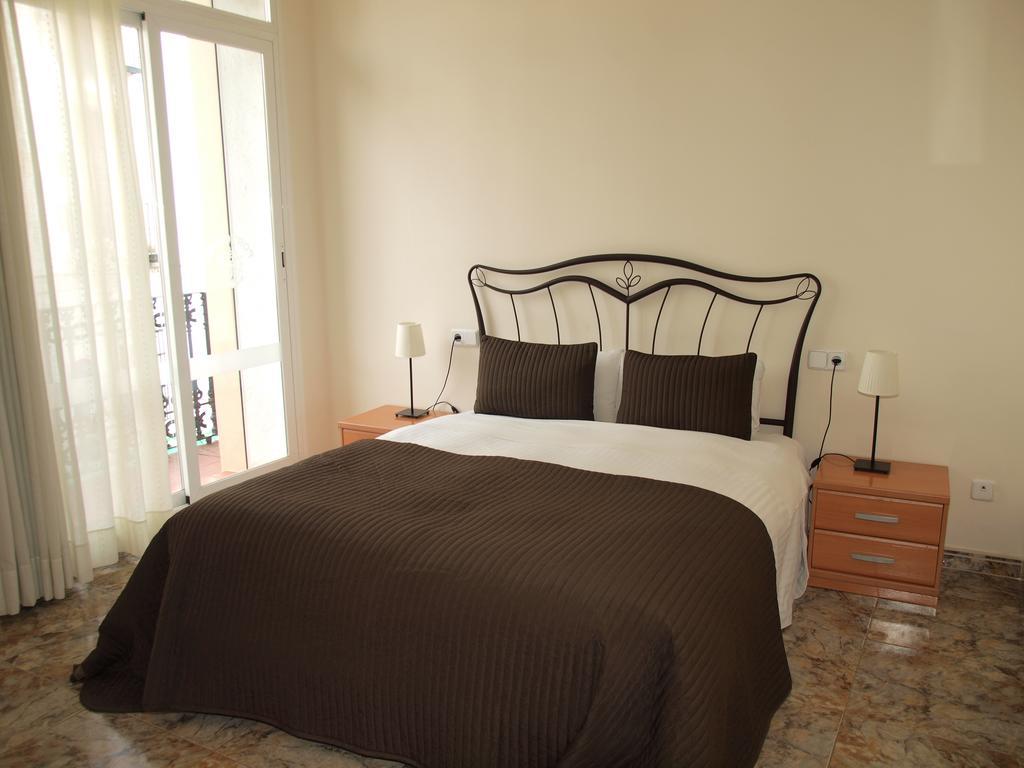 Hostal Portofino Arenys de Mar ภายนอก รูปภาพ
